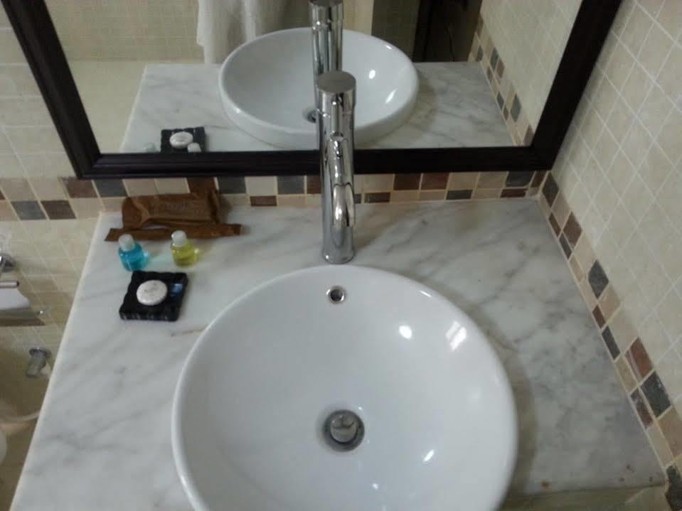 Amazon Lilly Lake View Residence Dhaka Zewnętrze zdjęcie